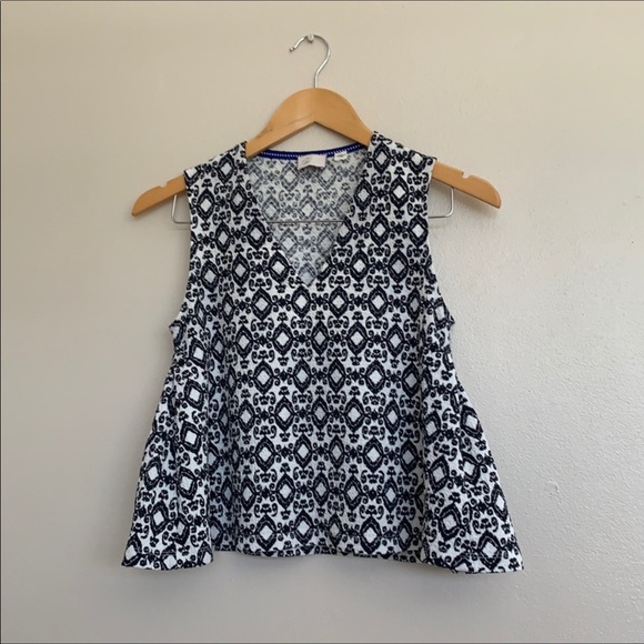 Anthropologie Tops - Anthropologie Postmark blue geometric Quilted texture Top XSP